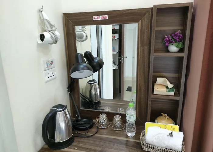 Friendly Home Hotel