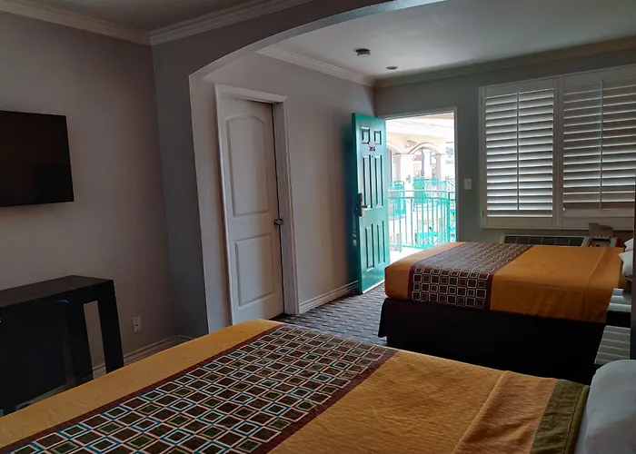 Lyfe Inn & Suites By Aga - Lax Airport