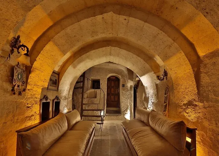 Travel Inn Cave Hotel
