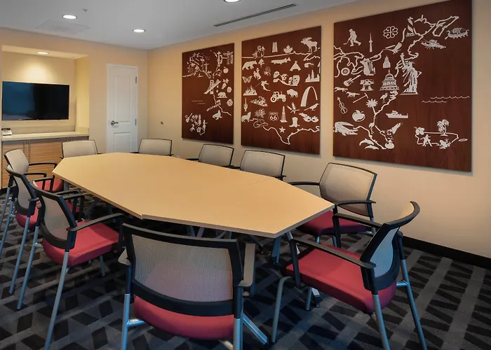 Towneplace Suites By Marriott Milwaukee Oak Creek