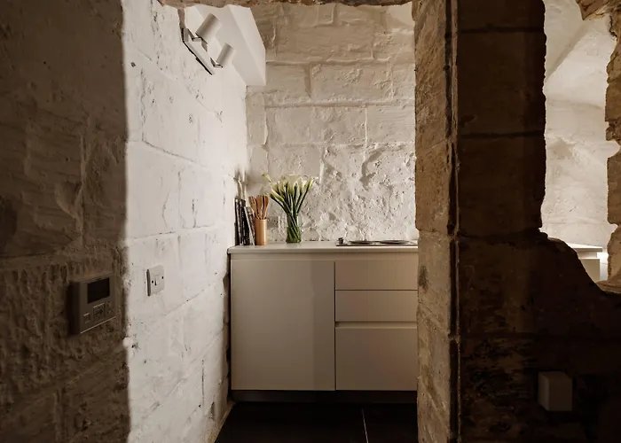 19 Rooms