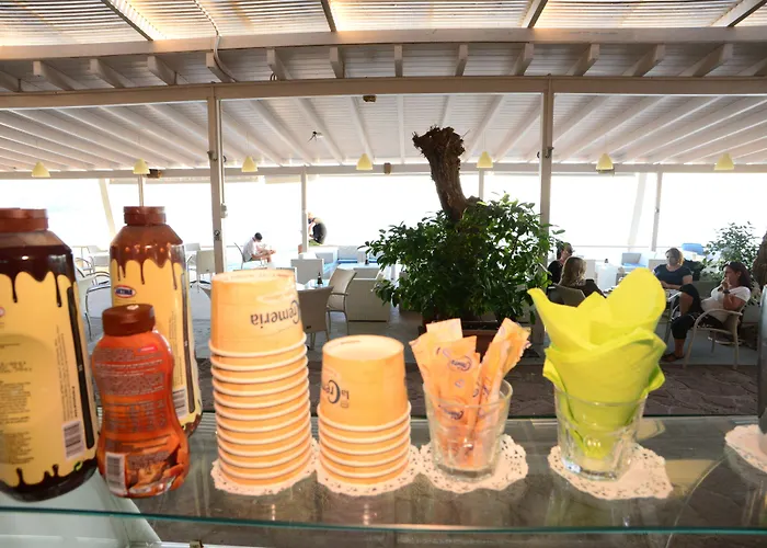 Sappho Hotel