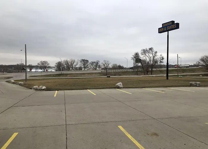 Denison Inn And Suites