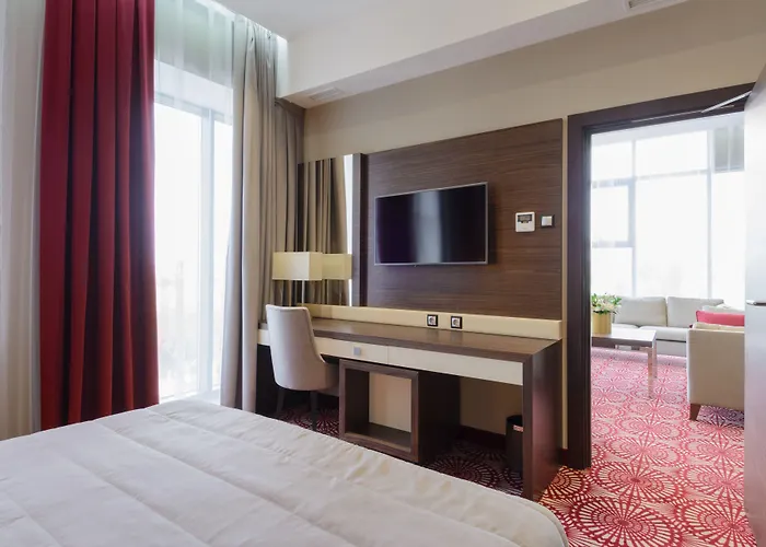 Hotel Senator