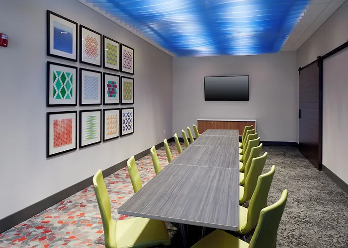 Holiday Inn Express & Suites - Cincinnati North - Liberty Way By Ihg