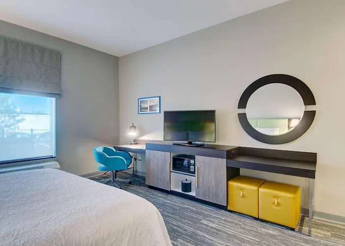 Hampton Inn Boston/Stoughton