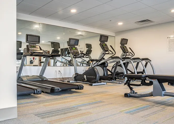 Holiday Inn Express & Suites Platteville By Ihg