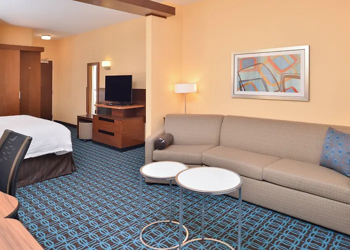 Fairfield Inn & Suites By Marriott Warrensburg