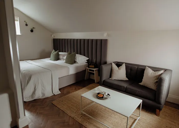 Hideout Hotel