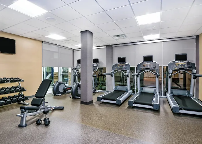 Fairfield Inn & Suites Van Canton Area