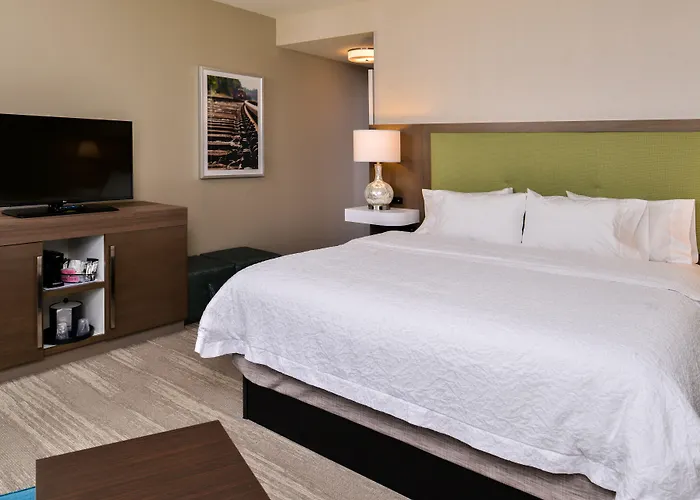 Hampton Inn By Hilton Omaha Airport, Ia