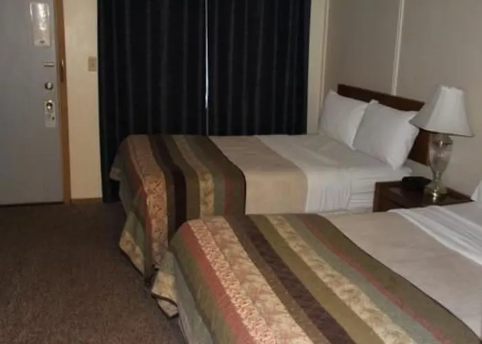 Lakeshor Motor Inn