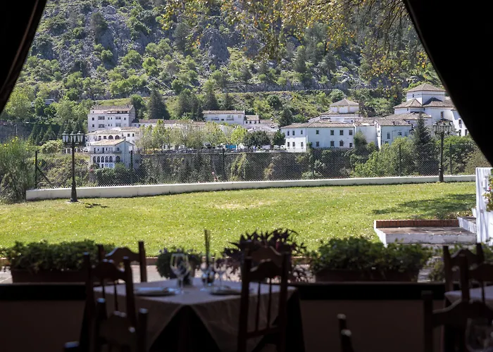 Villa Turistica De Grazalema