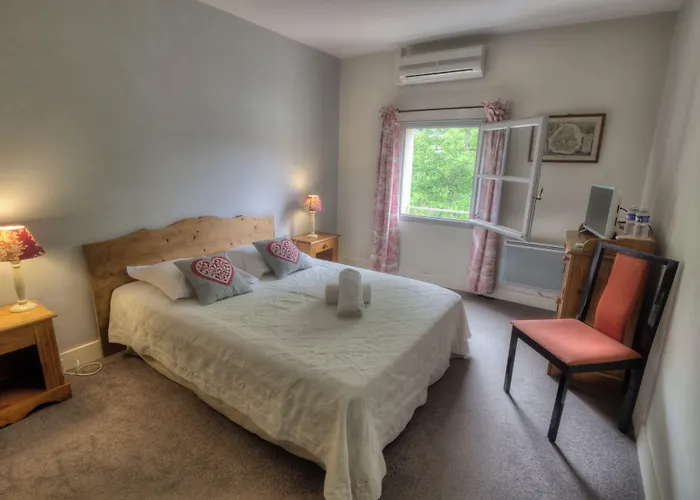 Logis Hotel Le Moulin De La Beune