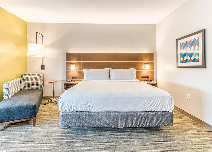 Holiday Inn Express & Suites - Rantoul By Ihg