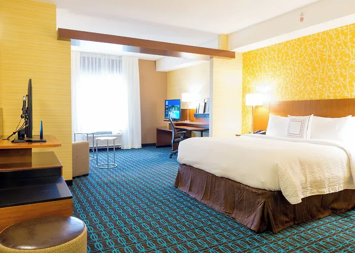 Fairfield Inn & Suites By Marriott Dickson