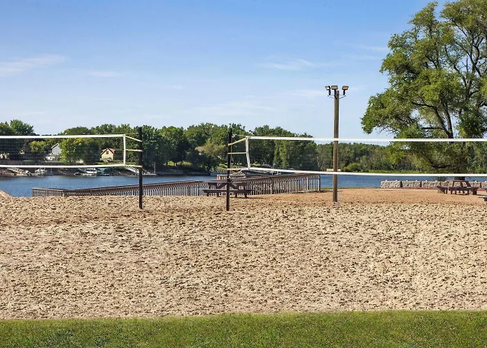 Americinn By Wyndham La Crosse Riverfront Conference Center