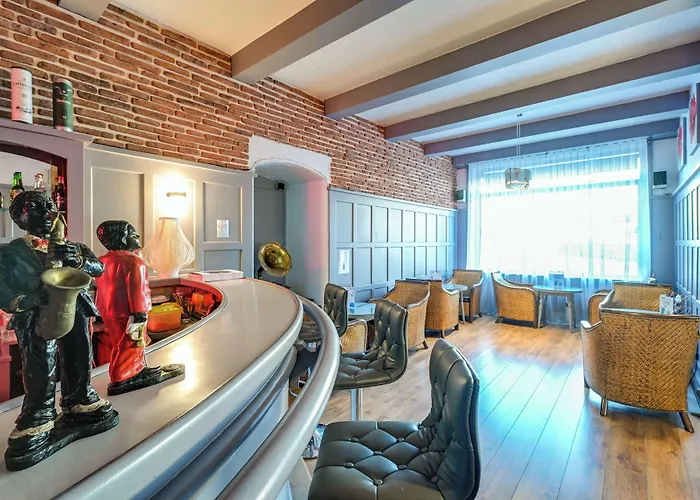 Brit Hotel Roanne - Le Grand Hotel