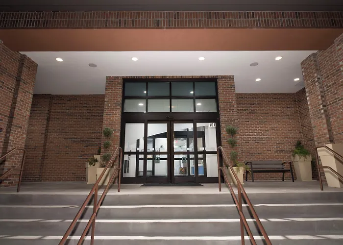 Holiday Inn Express Pensacola Downtown By Ihg