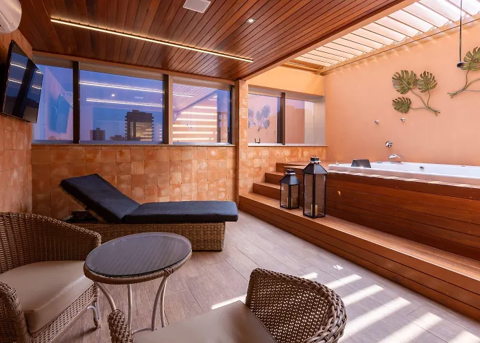 Hotel Bahamas