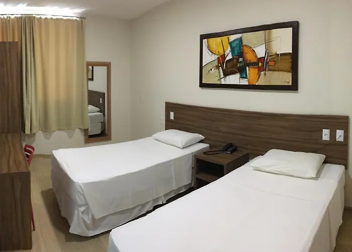 Mac Hotel
