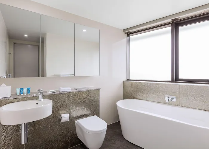 Meriton Suites Church Street, Parramatta