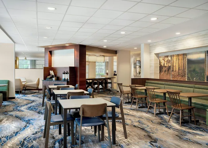 Fairfield Inn & Suites By Marriott Cincinnati Uptown/University Area