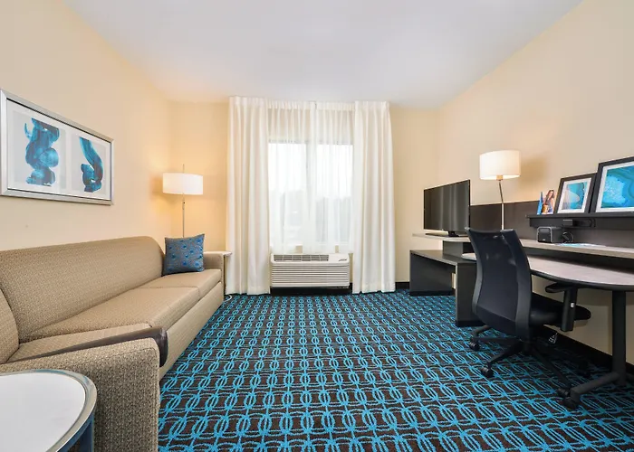 Fairfield Inn & Suites By Marriott Raleigh Cary