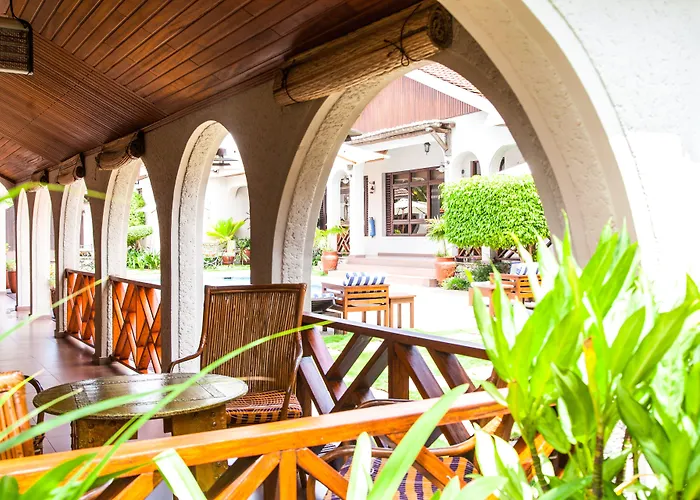 Mahogany Lodge, Cantonments