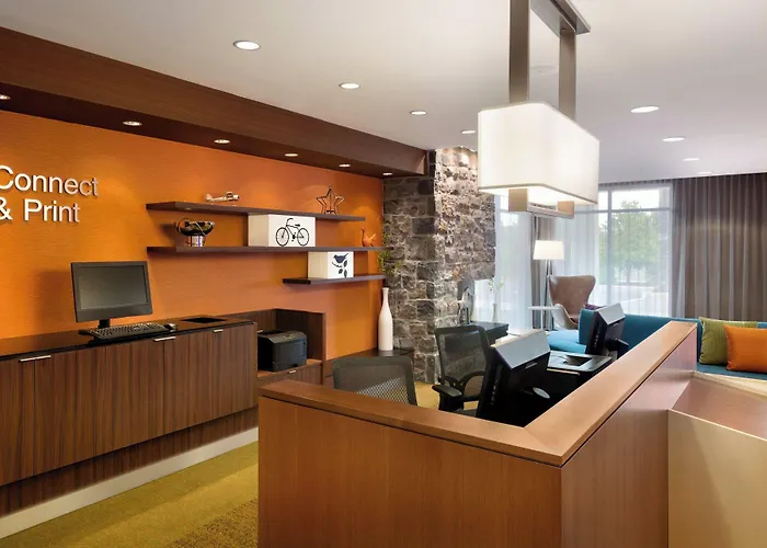 Fairfield Inn & Suites By Marriott Lancaster East At The Outlets