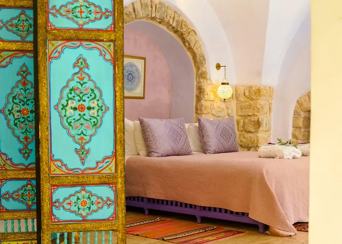 The Way Inn - Boutique Suites