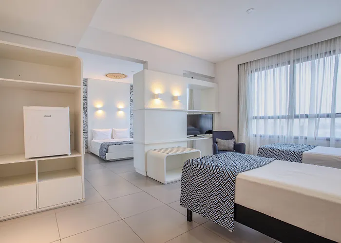 Nacional Inn Palmas (Adults Only)