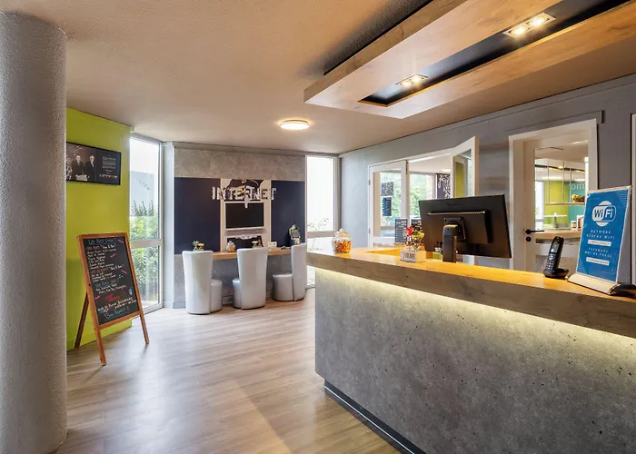 Ibis Budget Rennes Chantepie - Hotel Renove
