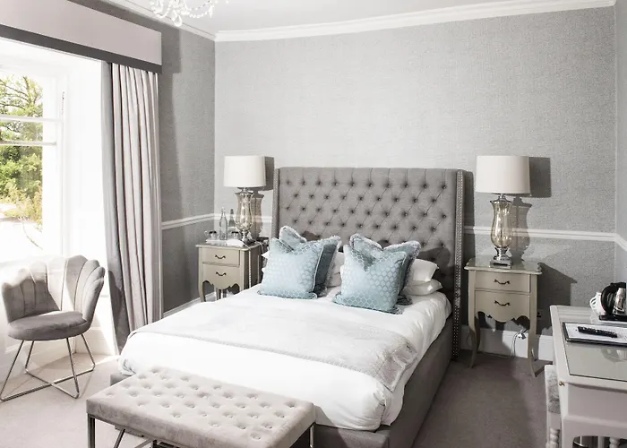 Roundthorn Country House & Luxury Apartments