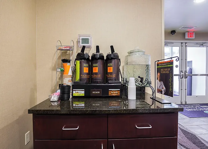 Cobblestone Inn & Suites - Altamont