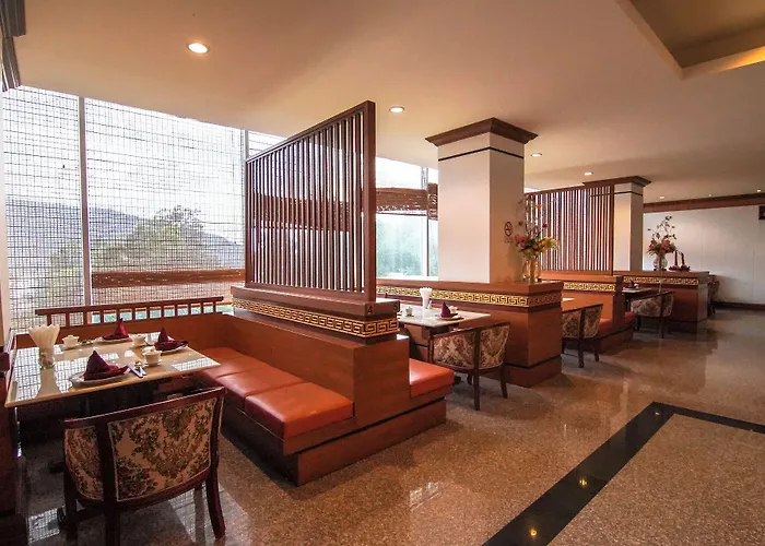 Arawan Riverside Hotel