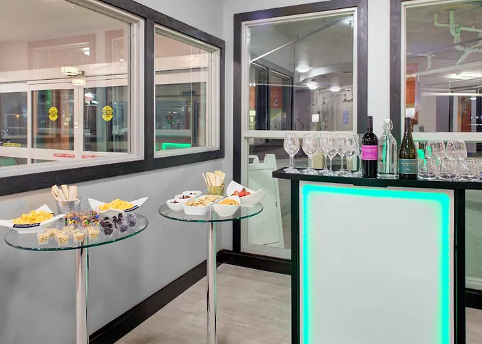 Holiday Inn Windsor - Wine Country By Ihg