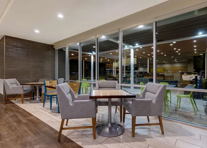 Home2 Suites By Hilton Orlando International Drive South - Free Shuttle To Theme Parks