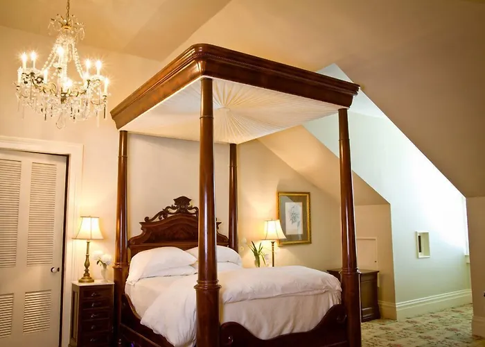 Dunleith Historic Inn