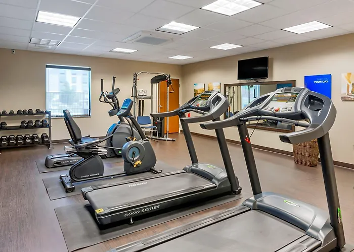 Comfort Inn & Suites Lynchburg Airport - University Area