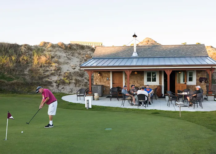 Mcmenamins Gearhart Hotel