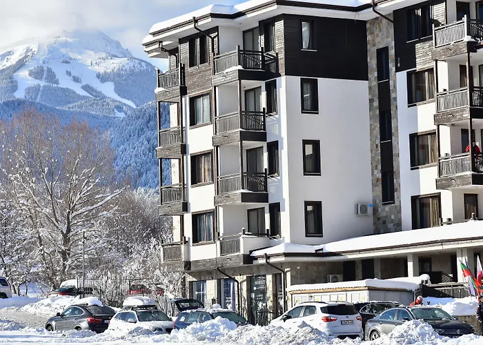 St George Ski & Holiday