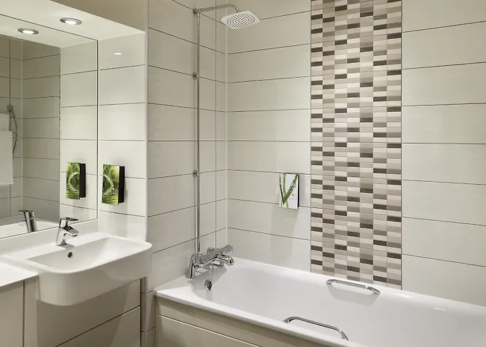 Premier Inn Manchester - Swinton