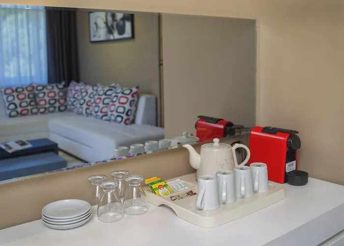 Morina Deluxe Hotel