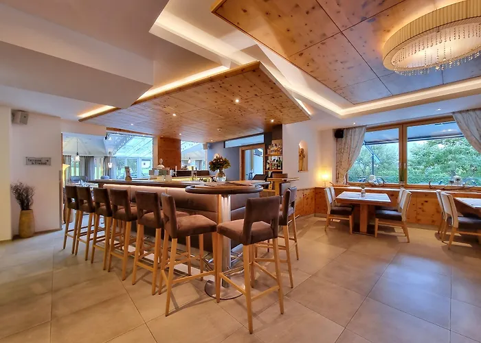 Hotel Alpina