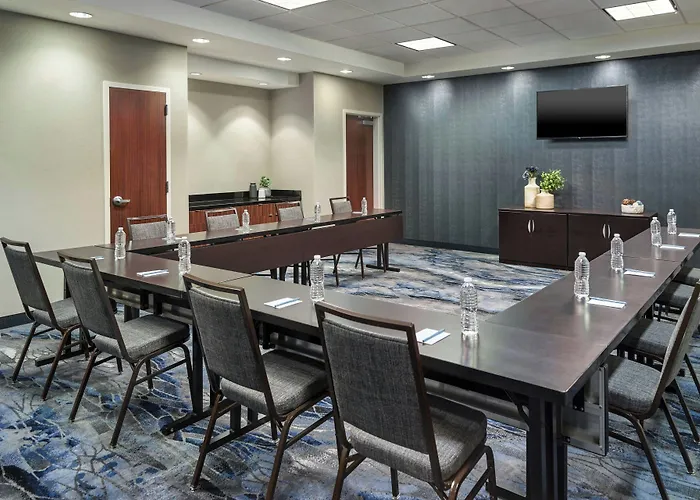 Fairfield Inn & Suites By Marriott Jackson