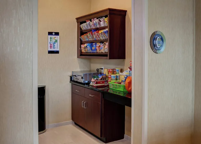 Cobblestone Hotel And Suites - Jefferson