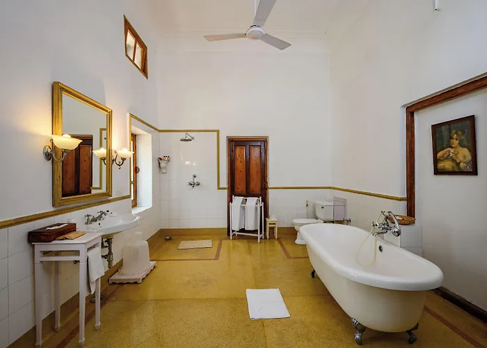 Neemrana'S - Baradari Palace