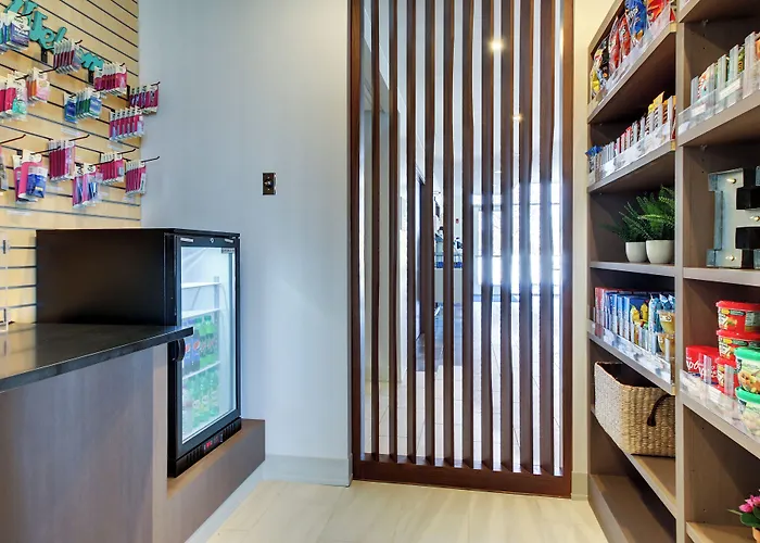 Holiday Inn Express & Suites Galesburg By Ihg