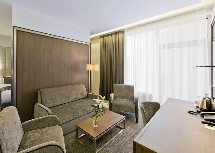 Congress Avenue Hotel